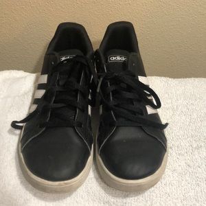 Adidas 3 stripe classic junior 6.5